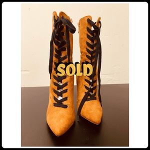 High Heel Boots CapeRobbin Gigi11 Heeled Size: 5.5